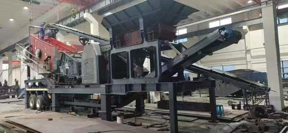 Draagbare steen-goudertscrusher mobiele rotskaakcrusher met semi-automatische automatisering