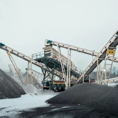 Geavanceerde technologie mobiele kaakbreker met trillend scherm en voeder 1