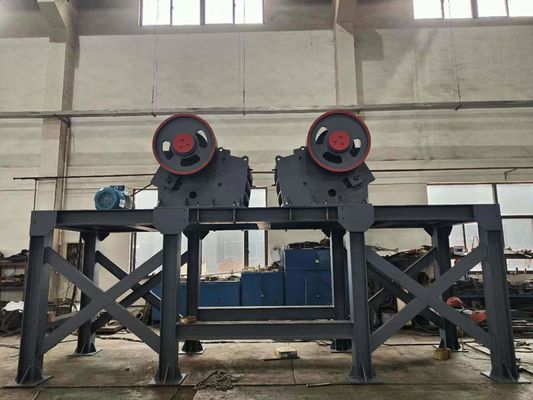 Verkopen op maat gemaakte aanvraag Erts kaak Impact Cone Crusher Inlet Grootte 900 * 600mm