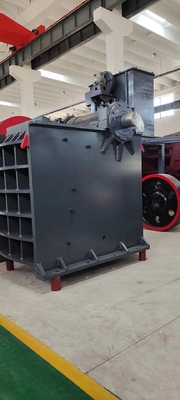 100tph Stationary Quarry Rock Stone Jaw Crusher Breekinstallatie met 150-300mm Outlet Grootte