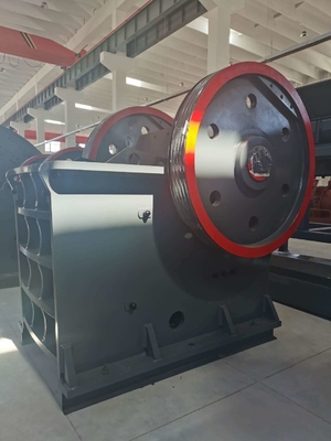 Constructie Rotsbreker Kaakbreker Screening Line Outlet Grootte 65-140mm