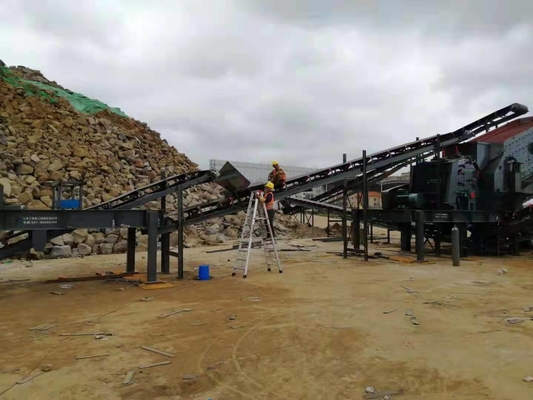 Draagbare knoopkegelcrusher voor het breken van granit YD938E69/YD1142E710