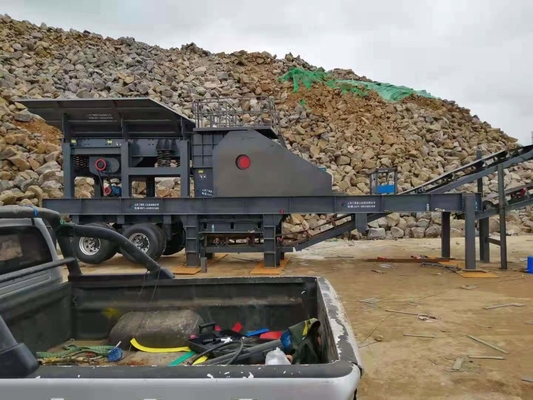 Draagbare knoopkegelcrusher voor het breken van granit YD938E69/YD1142E710