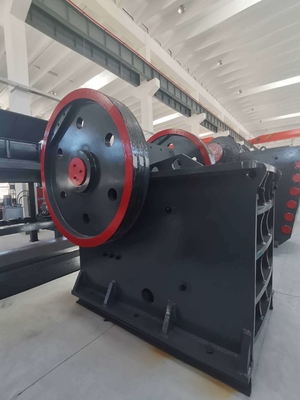 Installatie onder technische begeleiding Ertsbreker 600*900