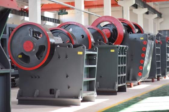 Vernietigingsmachine voor granit PE600*900 met een capaciteit van 5-800 tph