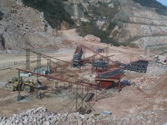 Motorvermogen 55-75kw Kaakcrusher Station voor Kalksteen Beton Basalt Granit Crusher