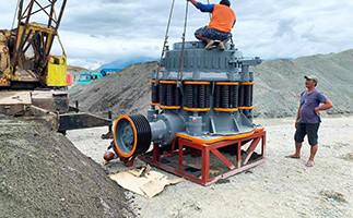 Hydraulische steenstenen kegelbreker met 160-400kw motorvermogen en technische begeleiding